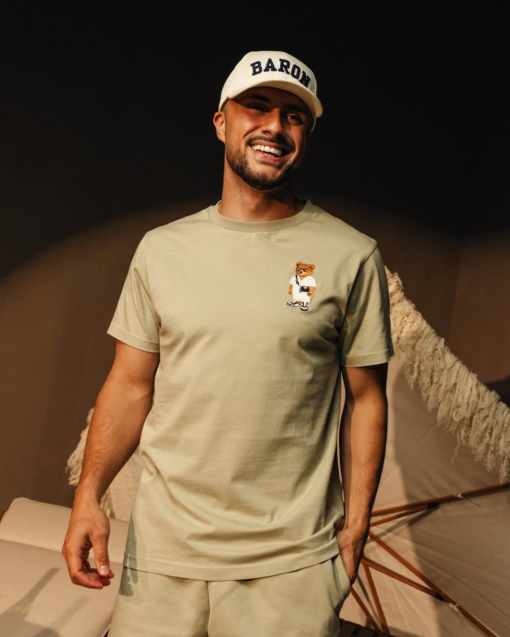 T-shirt con ricamo sul petto Filou CLXIX.