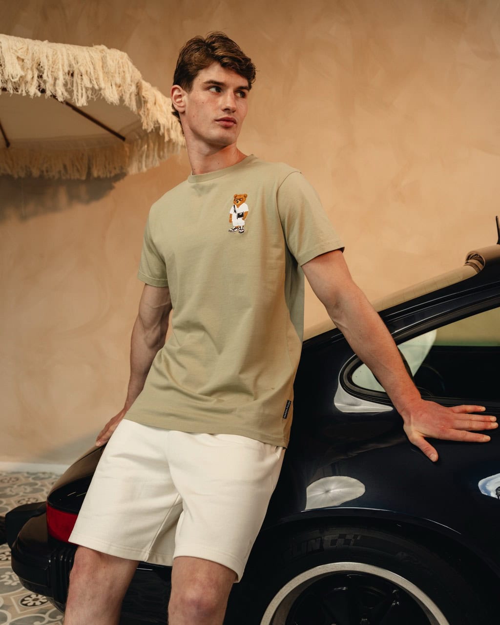 T-shirt con ricamo sul petto Filou CLXIX.