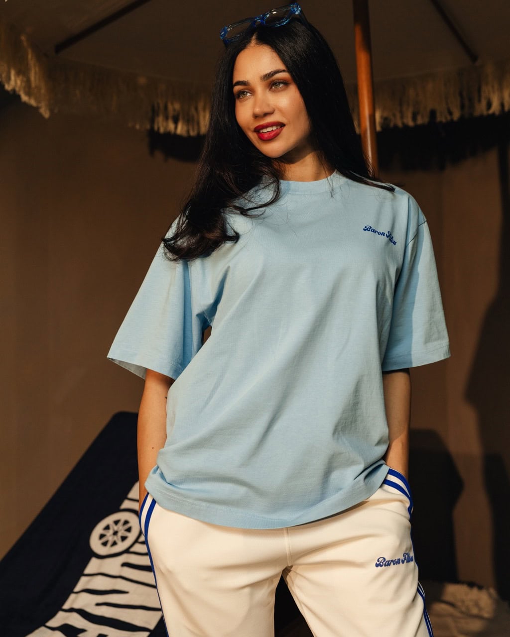 Camiseta oversize con backprint CAVIAR DEALER